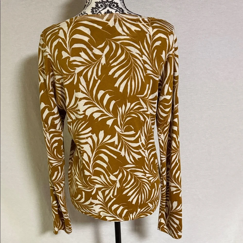 Garnet Hill Mustard Brown and White long sleeve Botanical Leaf Pattern Sweater - Picture 4 of 8
